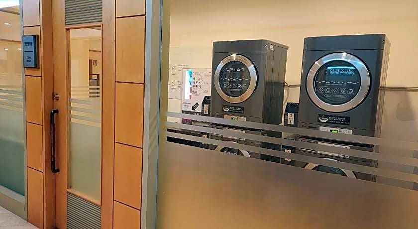 Hotel Hyundai by Lahan Mokpo