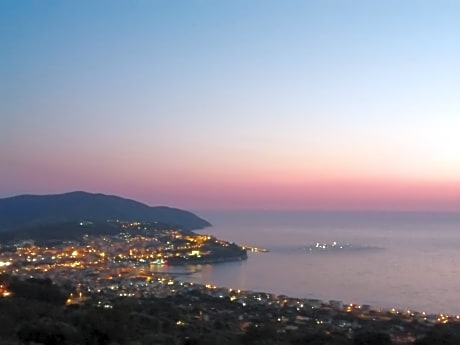 Una terrazza sul mare