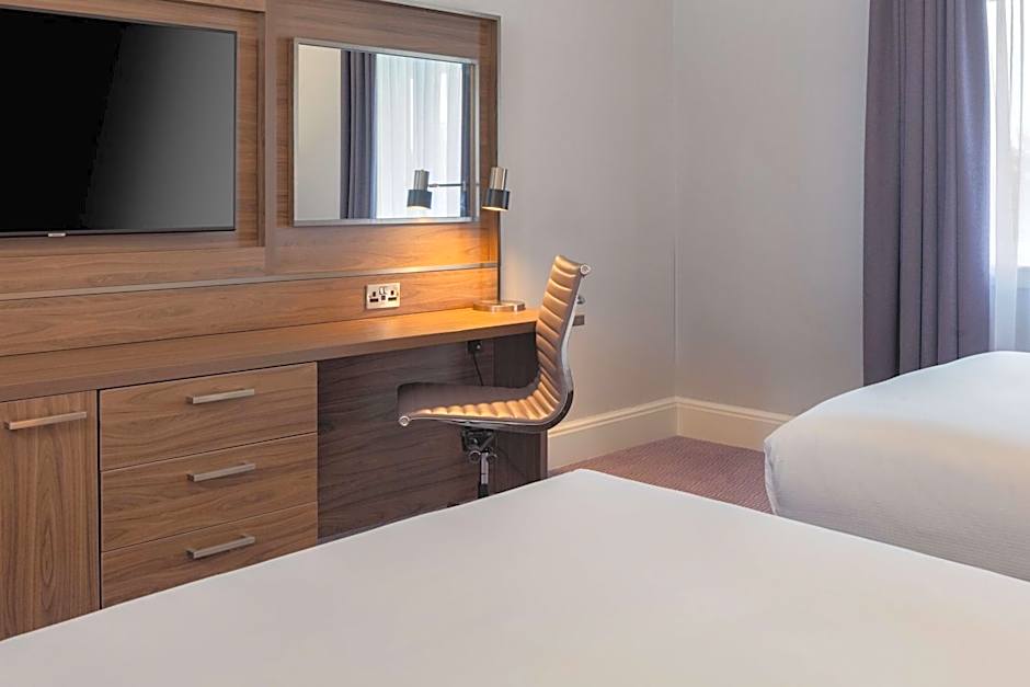 DoubleTree by Hilton Edinburgh Airport