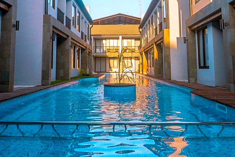 Royal Regantris Trawangan