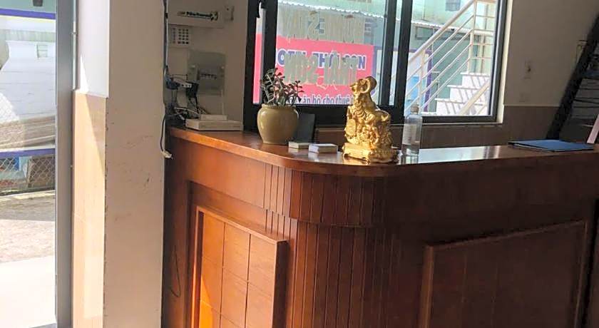 Khách sạn Thái Sơn