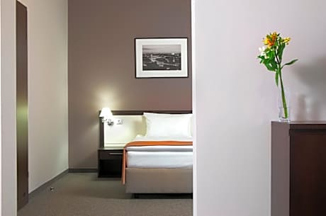 Ramada Lviv