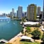 Moorings On Cavill Surfers Paradise