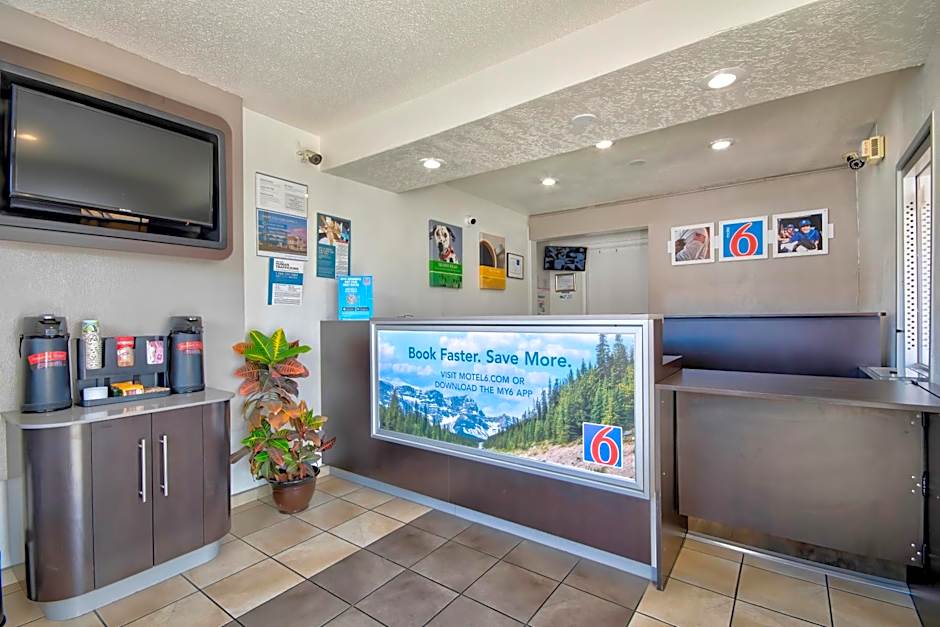 Motel 6 Santa Fe