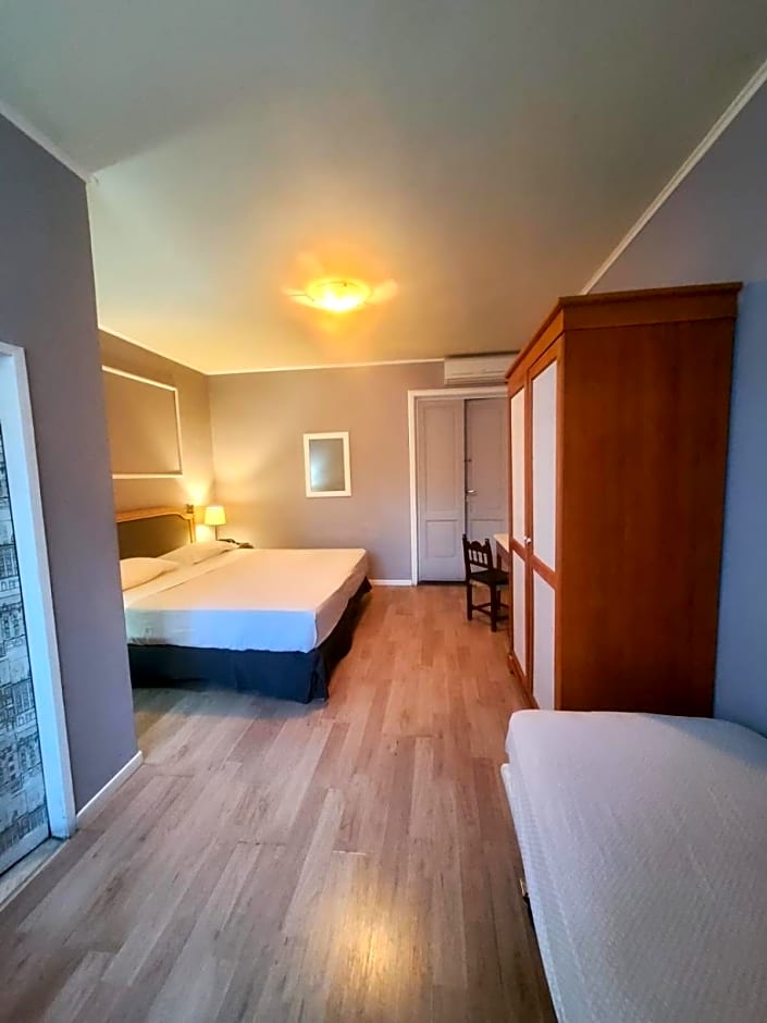 Hotel Fedora