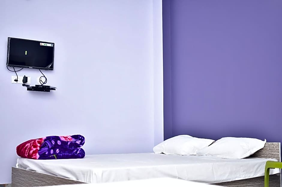 Photo 1 of 4 of Standard Room
