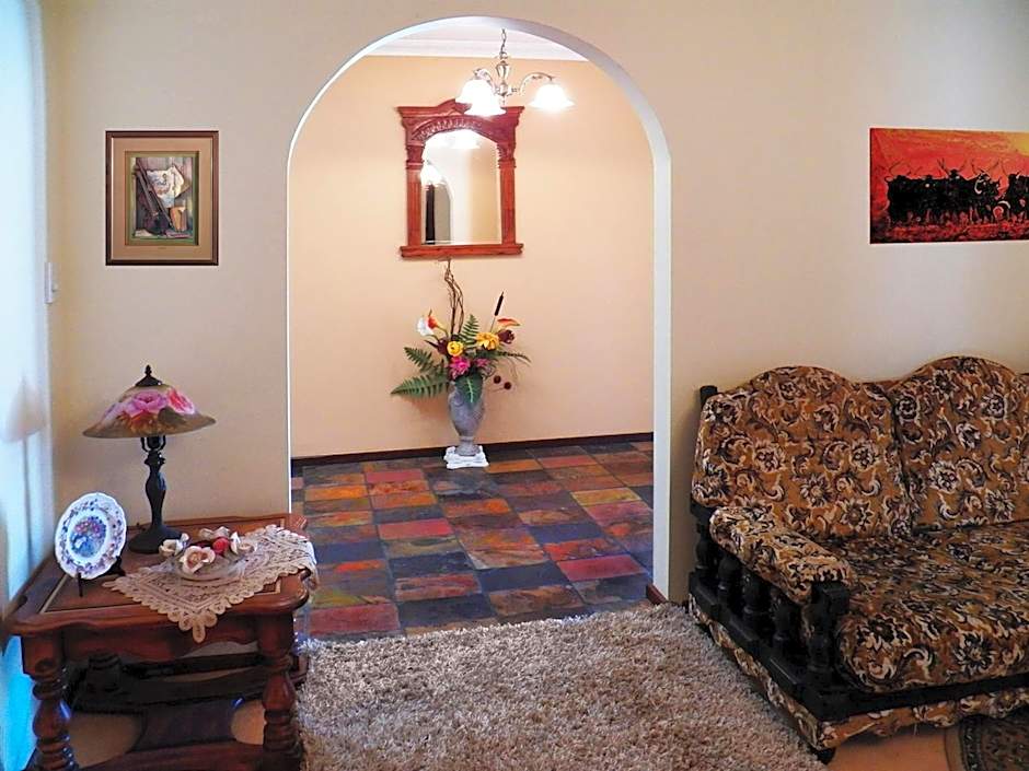 The Spanish Guesthouse, Private Rooms