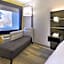 Holiday Inn Express Detroit-Warren/General Motors Technology Center By IHG