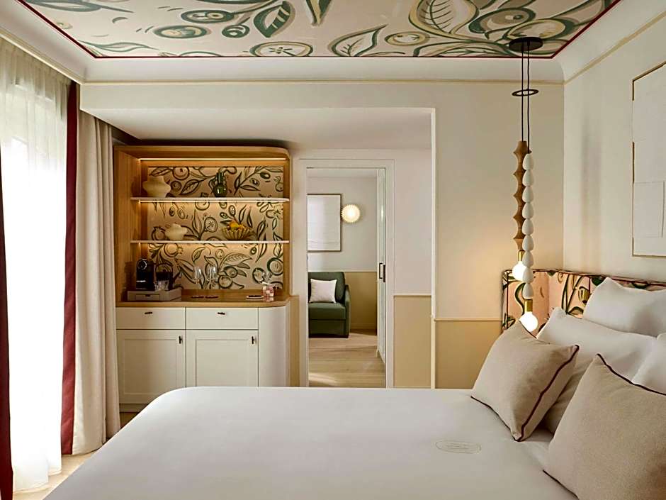 Grand Hotel Roi Rene Aix - MGallery Collection