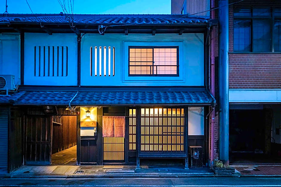 Hatoba an Machiya House