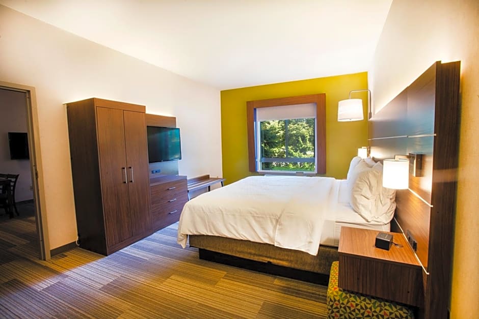 Holiday Inn Express Hotel & Suites Bethlehem Airport/Allentown area By IHG