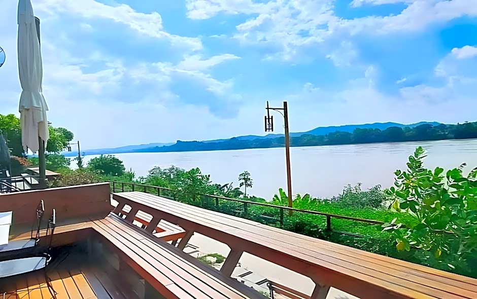 With A View Hotel @ Chiangkhan