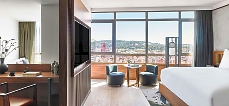 Zen Skyline Junior Suite