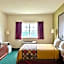 Super 8 by Wyndham Platte City Kansas City Area
