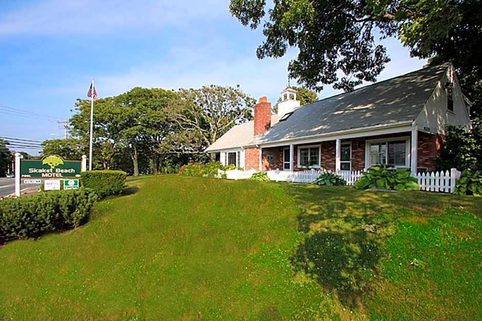 Skaket Beach Motel