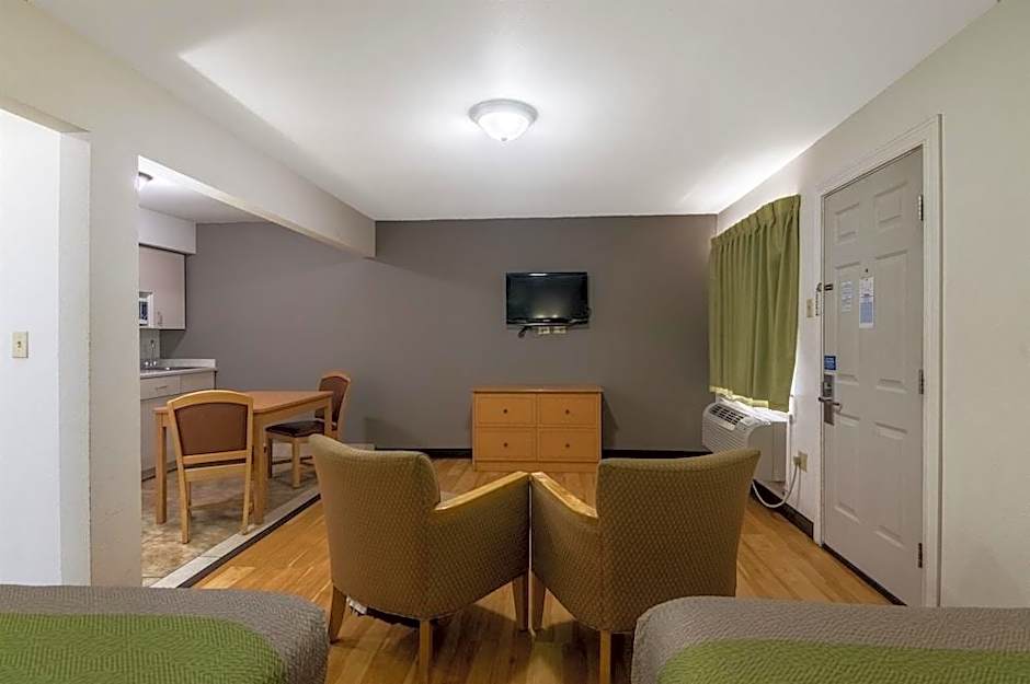 Studio 6-Lubbock, TX - Medical Center