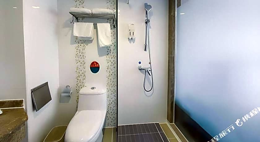 Greentree Inn Nanning Langdong Hotel