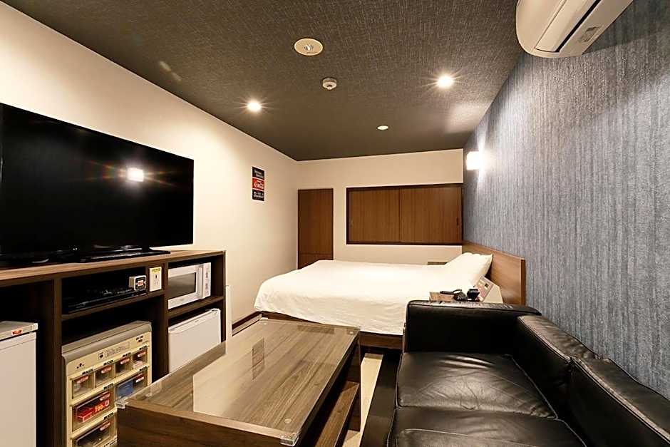 555MOTEL SHONAN
