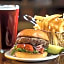 DoubleTree Suites by Hilton Hotel Detroit Downtown - Fort Shelby