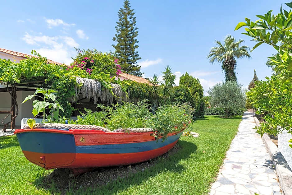 Elefteria Apts & Suites