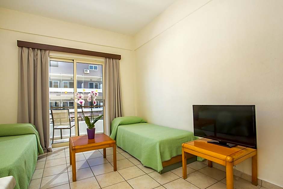 Royal Aparthotel City Centre