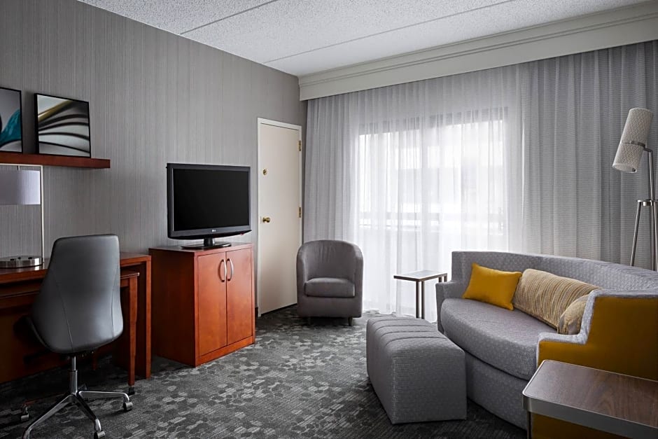 Courtyard Philadelphia Willow Grove