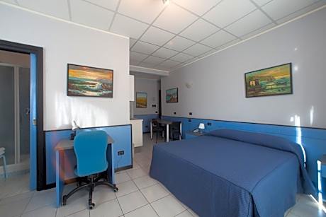 Double Room with Kitchenette - Annex