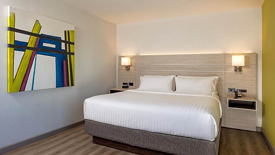 Holiday Inn Express Quebec City-Sainte Foy By IHG