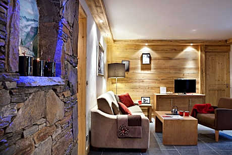 Three-Bedroom Apartment (8 Adults) with Spa Access