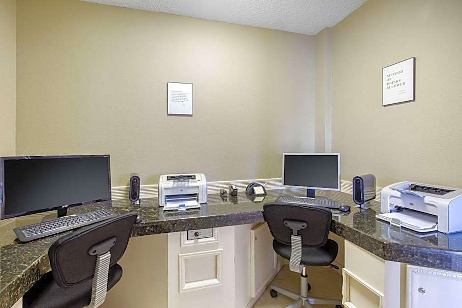 Quality Inn Clute Freeport