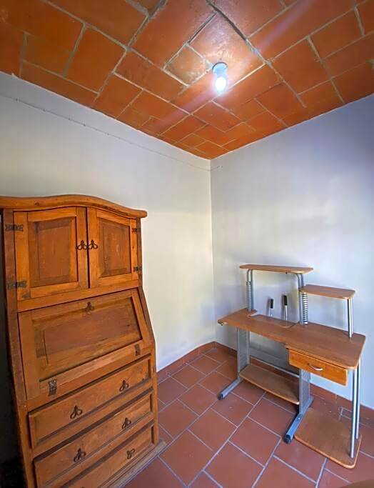 Residencia estilo Californiana Jardín de los Soles