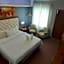Hotel Camila 2