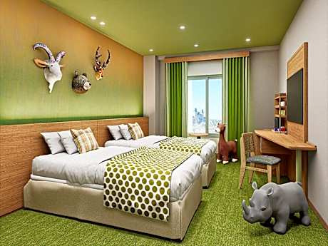 Accessible Family Room - Non-Smoking