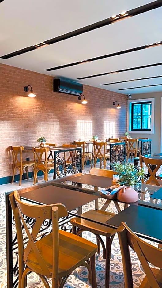 POUSADA CAFE DU'LIRIO