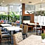 Courtyard by Marriott Los Angeles LAX/Century Boulevard