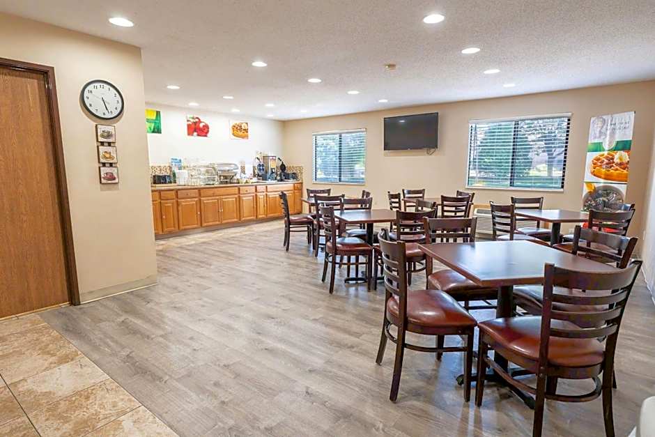 Quality Inn & Suites Sun Prairie