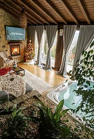 Casa Favo de Mel - Jacuzzi Privado & Lareira - Piscina