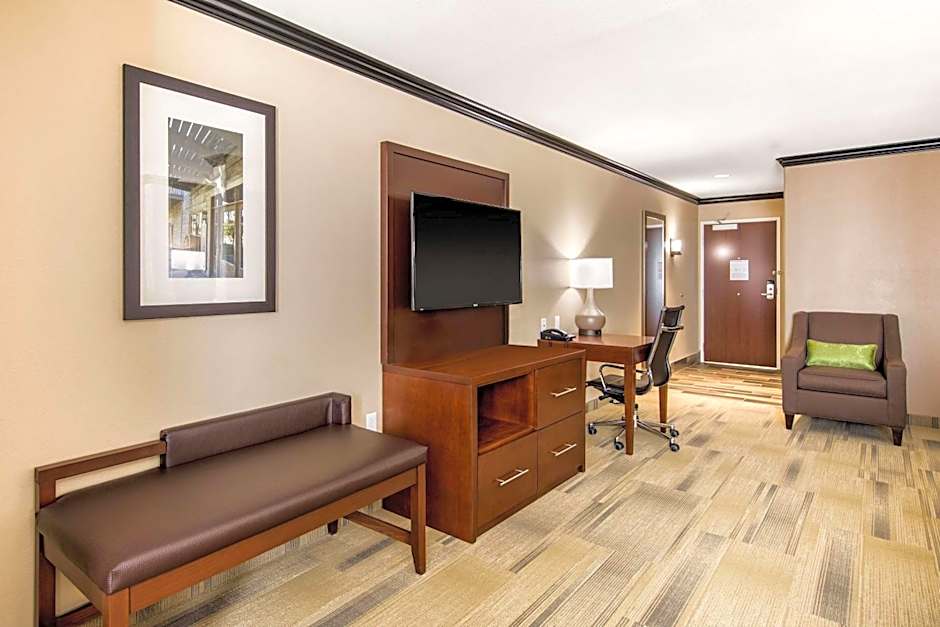 Comfort Suites Liberal North