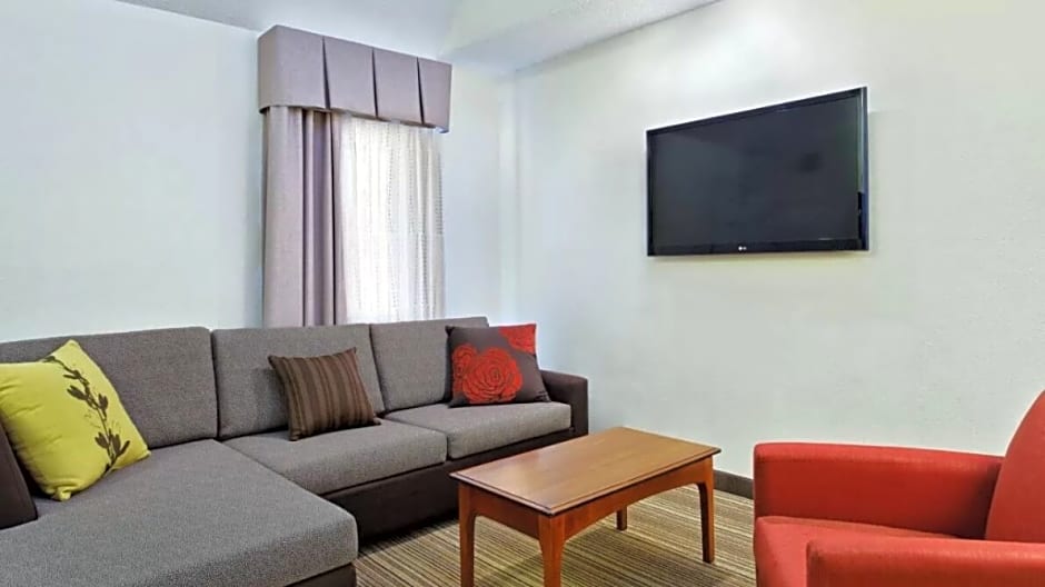Vivo Suites Winston-Salem