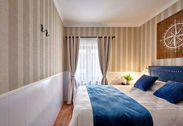 "Breeze" Aparthotel by Parrot`s House