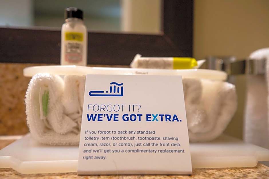 Holiday Inn Express Hotel & Suites Pittsburgh Airport By IHG
