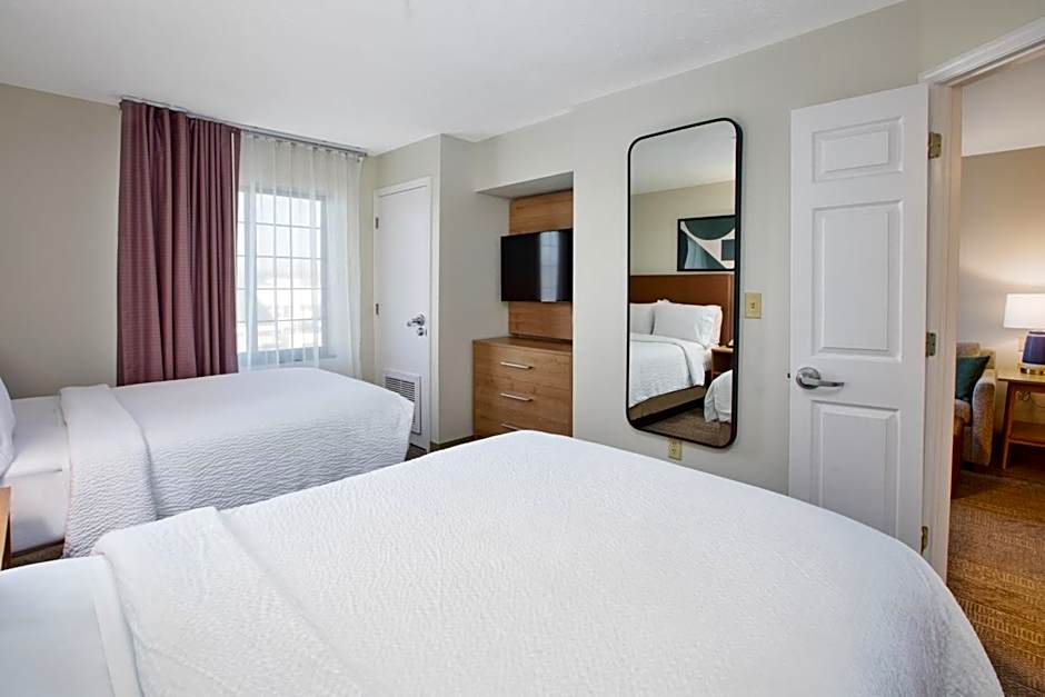 Staybridge Suites Omaha 80th and Dodge By IHG