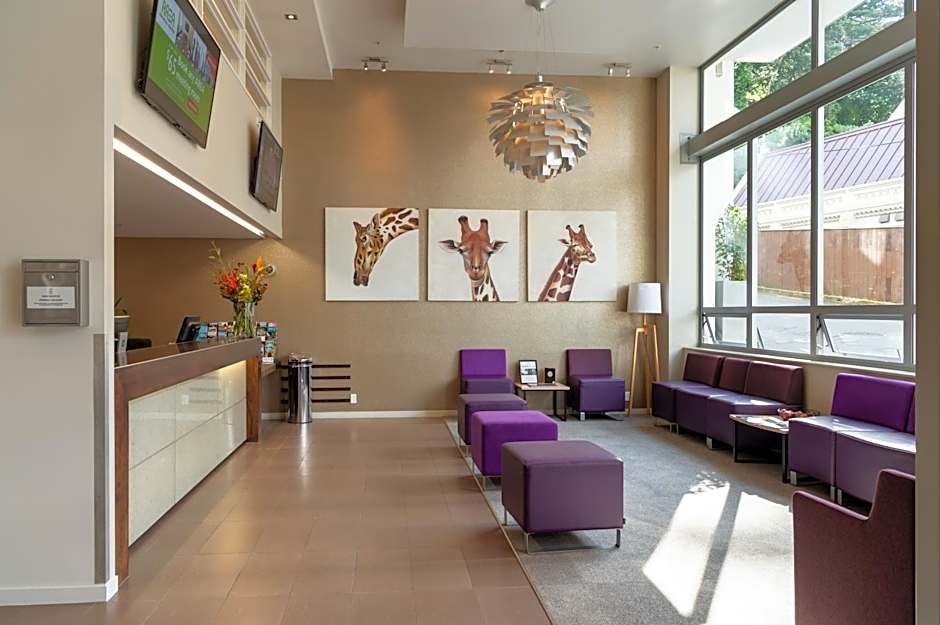 Boulcott Suites