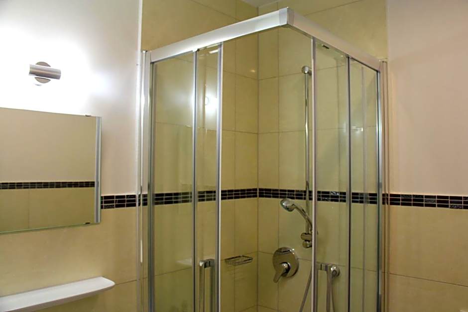 Slamba Hostel