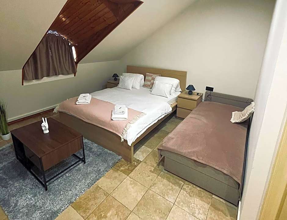 Downtown Apartments with shared kitchen