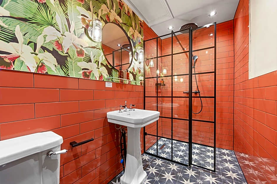 Clementine's Guest House