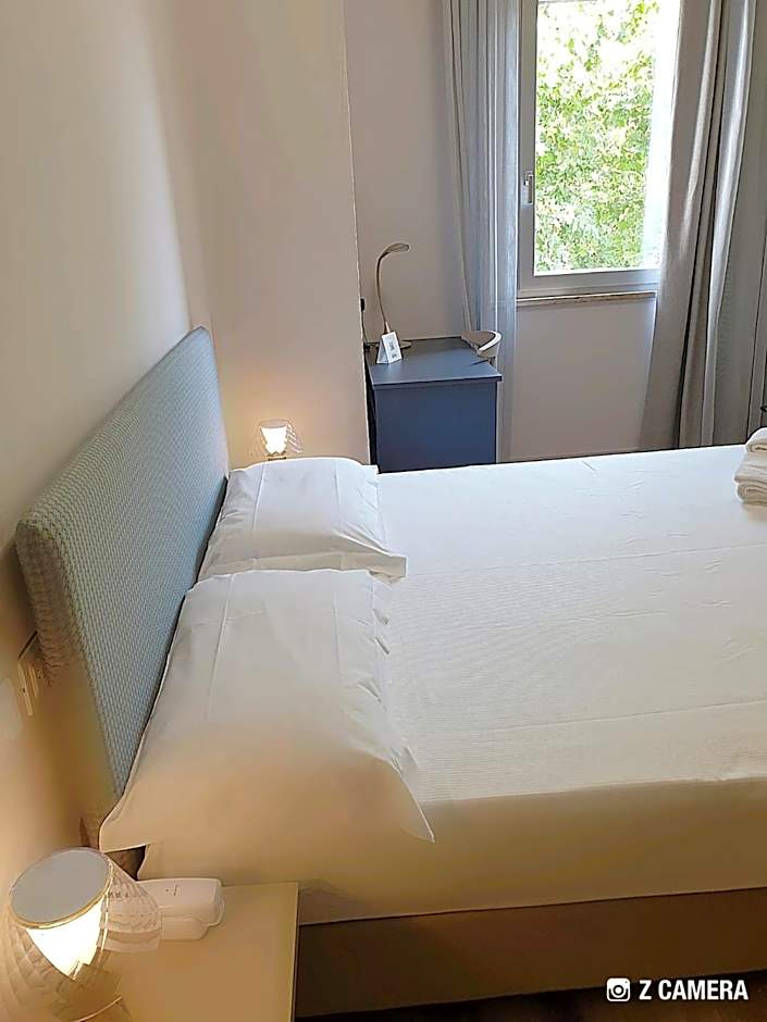 Hotel De La Ville depandance di Hotel Augustus