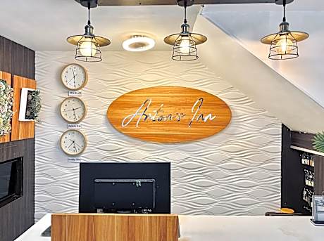 Anton's Inn