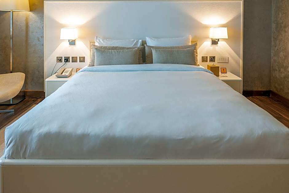 Remal Hotel & Villas Al Dhannah City