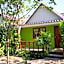 Khaolak C-nior Bungalows